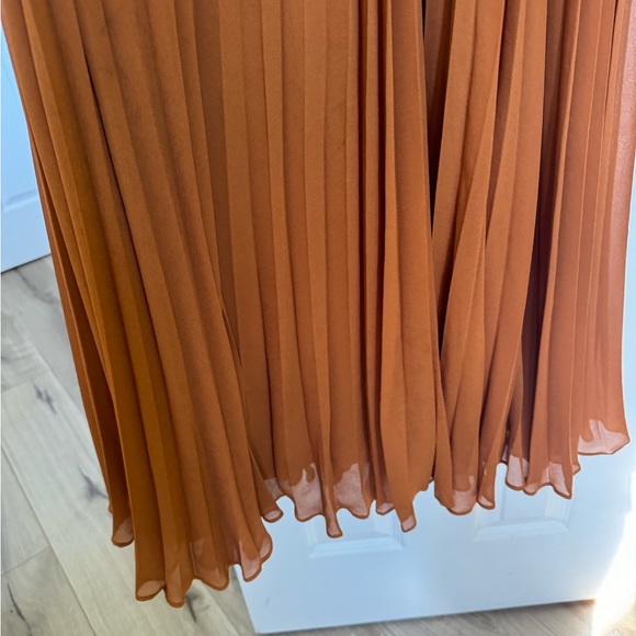 Fame and Partners Quinn bridesmaids dress - Picture 5 of 6